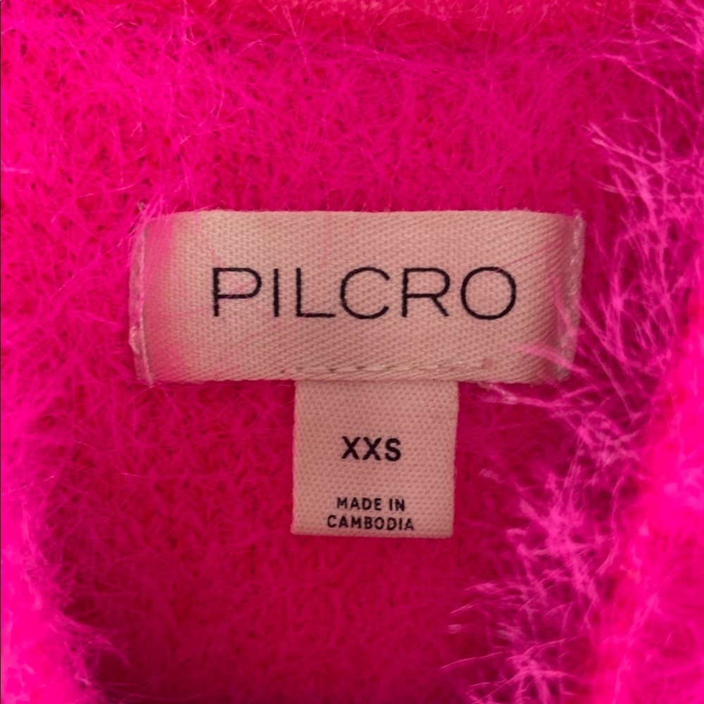 NWOT ANTHROPOLOGIE Fuzzy Pink Women's Top - PILCRO - Picture 3 of 6
